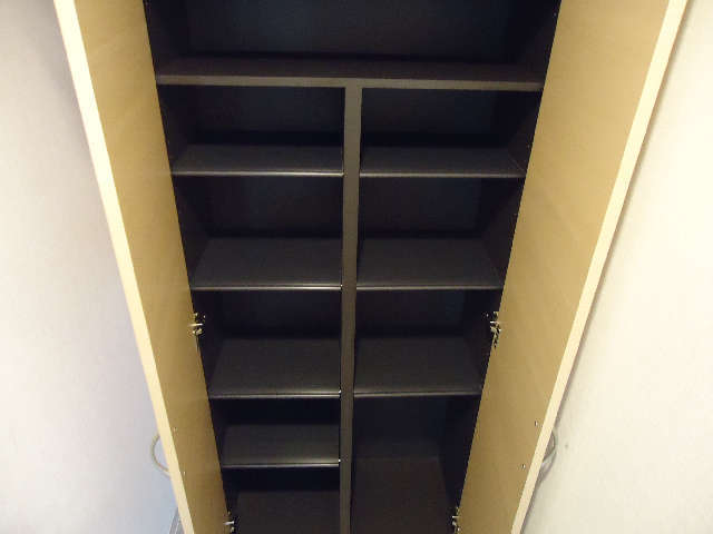 拡大写真:Stage本山 3階303の玄関