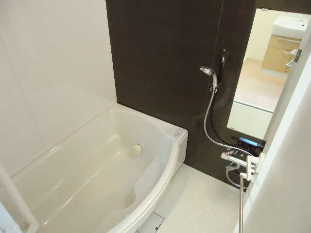 拡大写真:Stage本山 3階303のバス