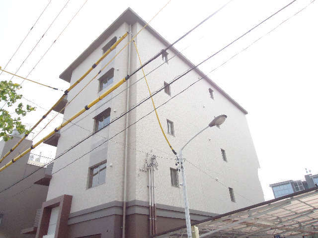 拡大写真:Stage本山 3階303の外観写真(昼)