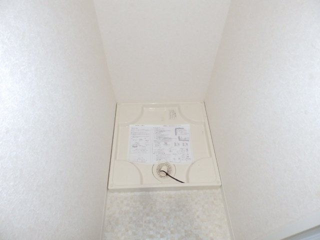 拡大写真：コンフォート城西 3階301の洗濯機置場