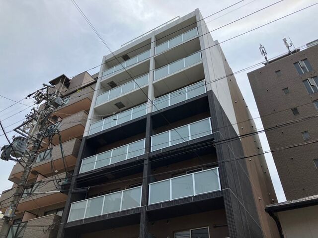 GRACE REGALIAの外観