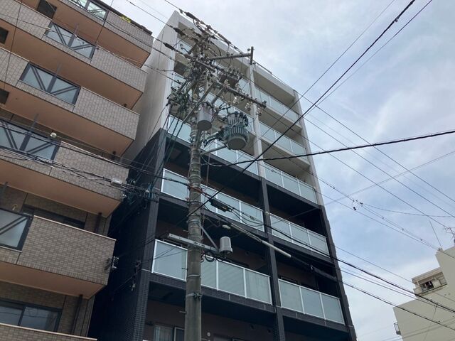 拡大写真:GRACE REGALIA 3階301の外観写真(昼)