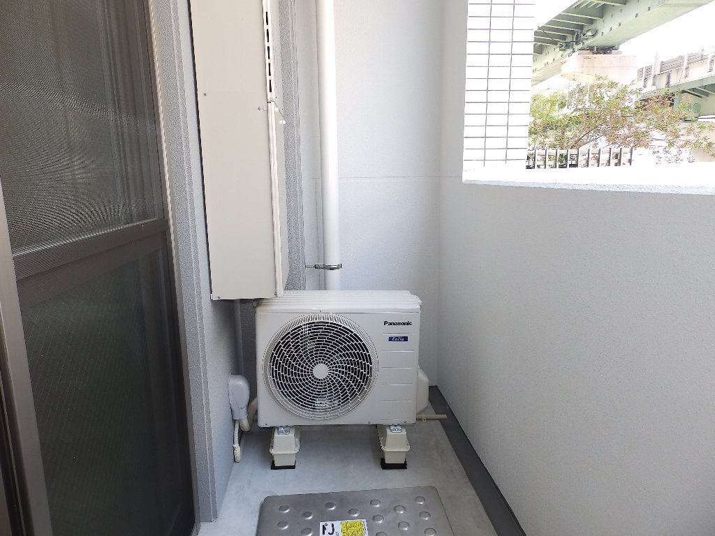 拡大写真：メイボーテセラ 10階1001のベランダ