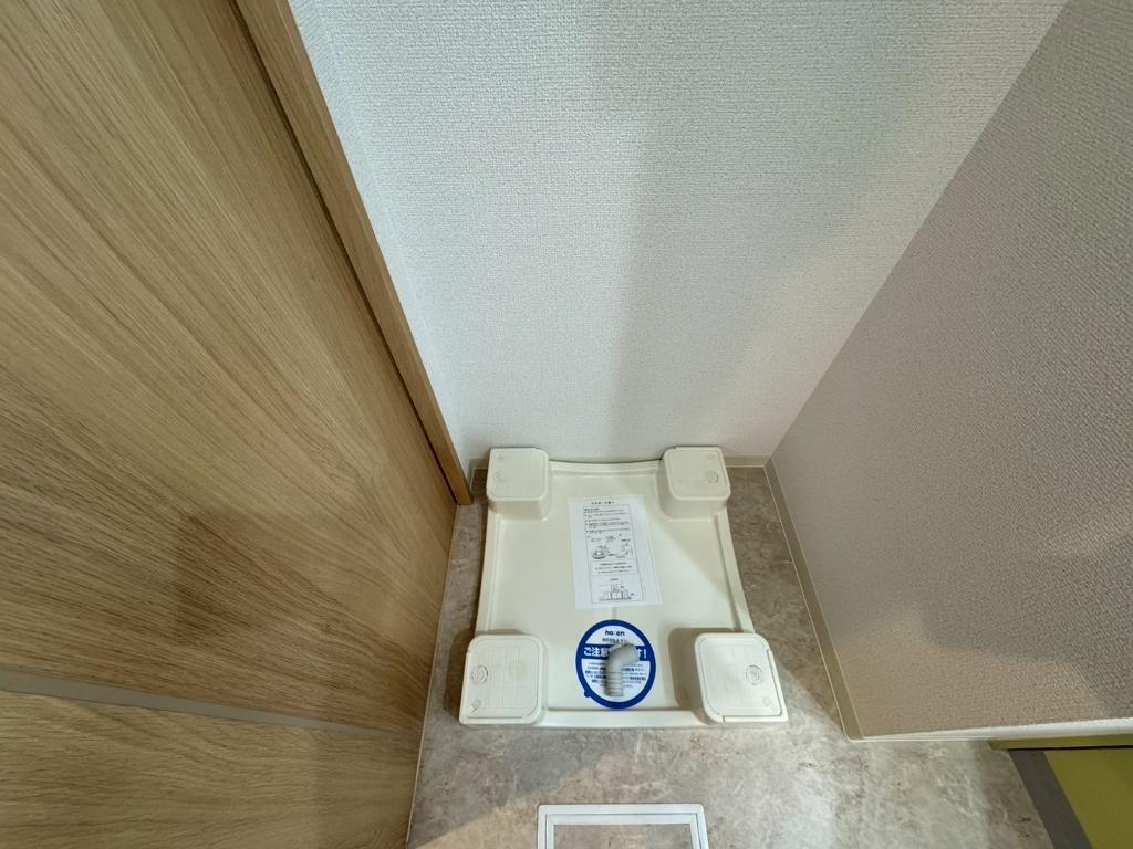 拡大写真:グランルクレ新栄イースト 3階305の洗濯機置場