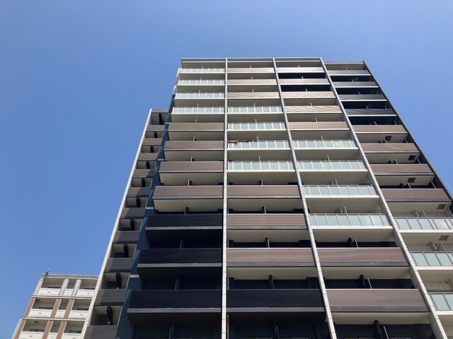 拡大写真:プレサンス新栄リベラ 7階701の外観写真(昼)