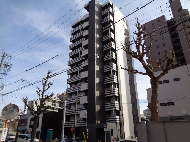 拡大写真：GRANDUKE代官町reverso 11階1102の外観写真（昼）