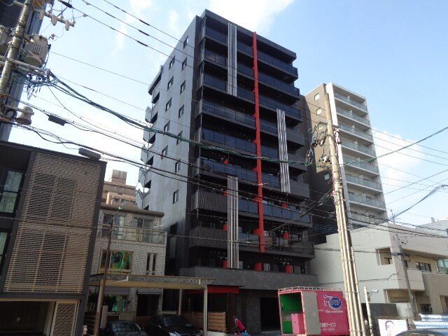 拡大写真：P-SQUARE　Shumoku　III 4階405の外観写真（昼）
