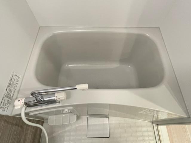 拡大写真:quador名古屋駅 4階402のバス