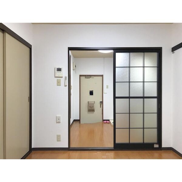 拡大写真:タウニー若竹 1階101の室内