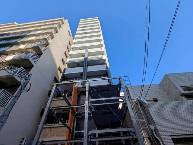拡大写真:エスリードレジデンス上前津フロント 9階903の外観写真(昼)