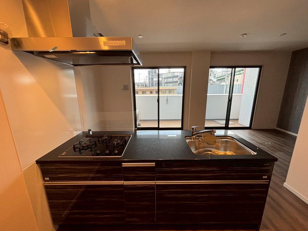 拡大写真:さくらHills ROKUBAN Platinum Residence 10階1002のキッチン(イメージ)