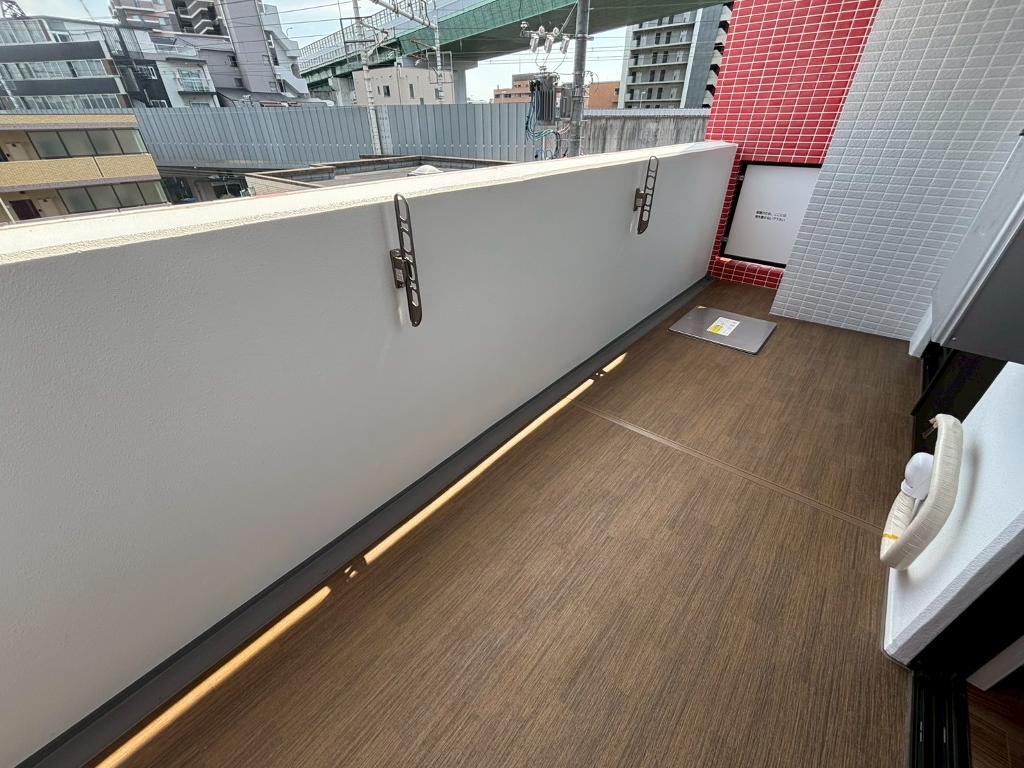 拡大写真:さくらHills ROKUBAN Platinum Residence 10階1002のベランダ(イメージ)