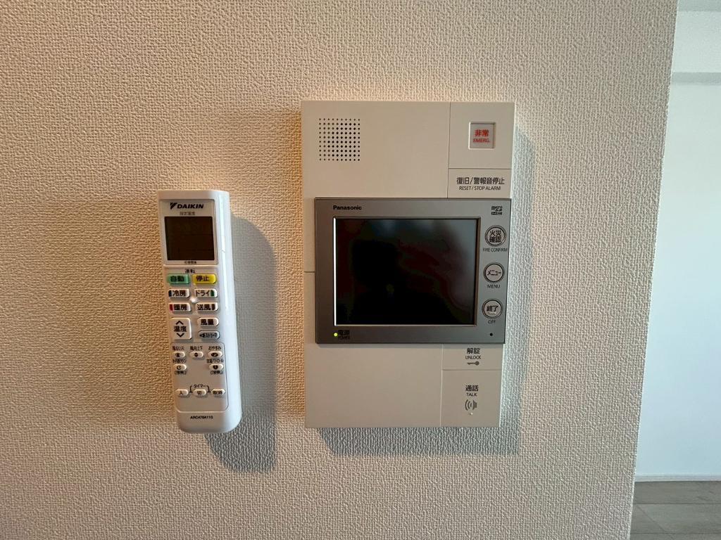 拡大写真:S-RESIDENCE庄内通駅前curere 15階1504のカメラ付インターホン