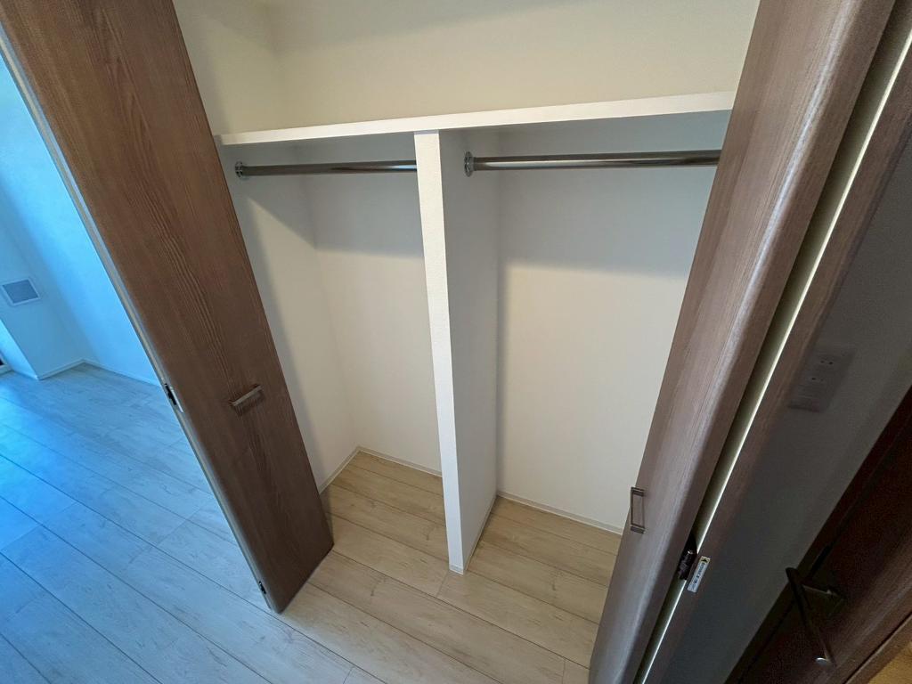 拡大写真:S-RESIDENCE庄内通駅前curere 15階1504のクローゼット