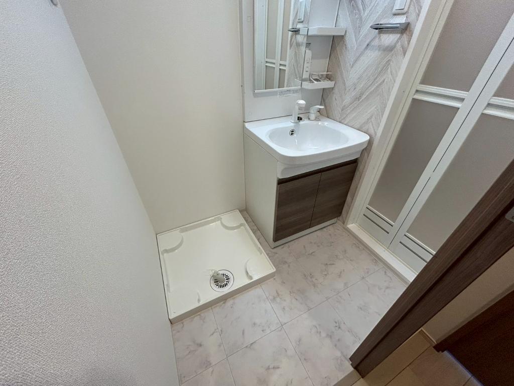 拡大写真:S-RESIDENCE庄内通駅前curere 15階1504の脱衣所
