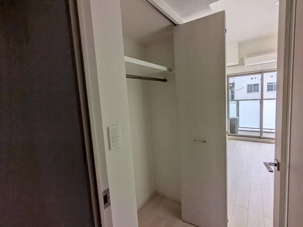 拡大写真:アドバンス名古屋アウリィ 8階805の収納