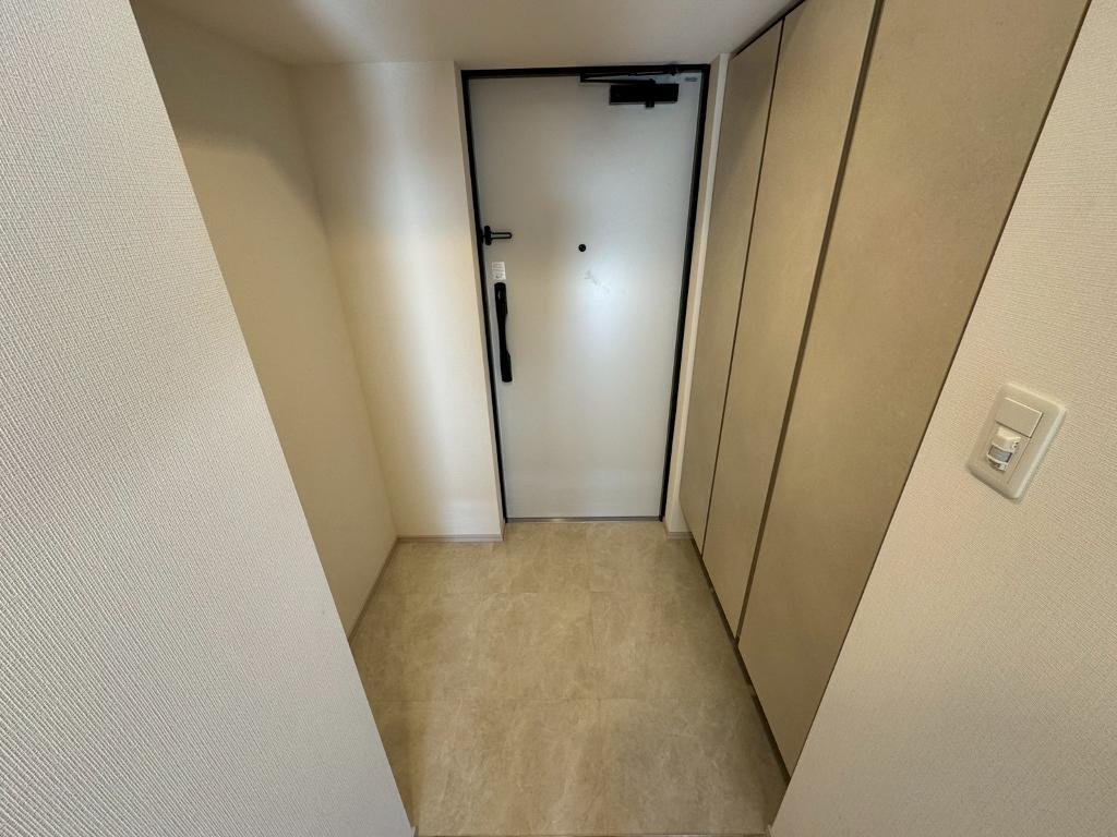拡大写真:S-RESIDENCE高岳ardent(アーデント) 9階902の玄関