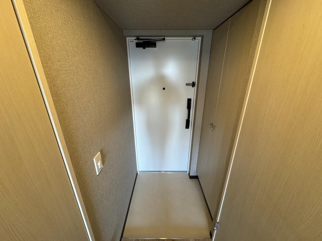 拡大写真:ストーリア名古屋城西 15階1303の玄関