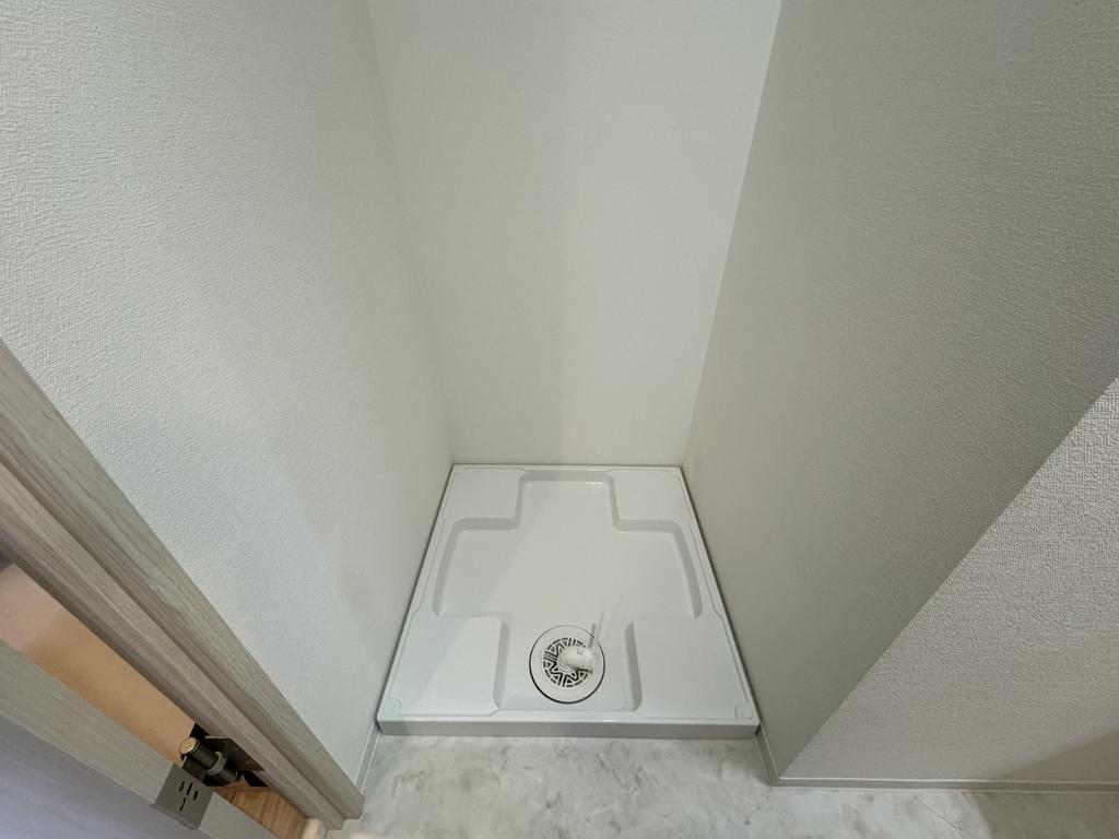 拡大写真:ストーリア名古屋城西 14階1401の洗濯機置場