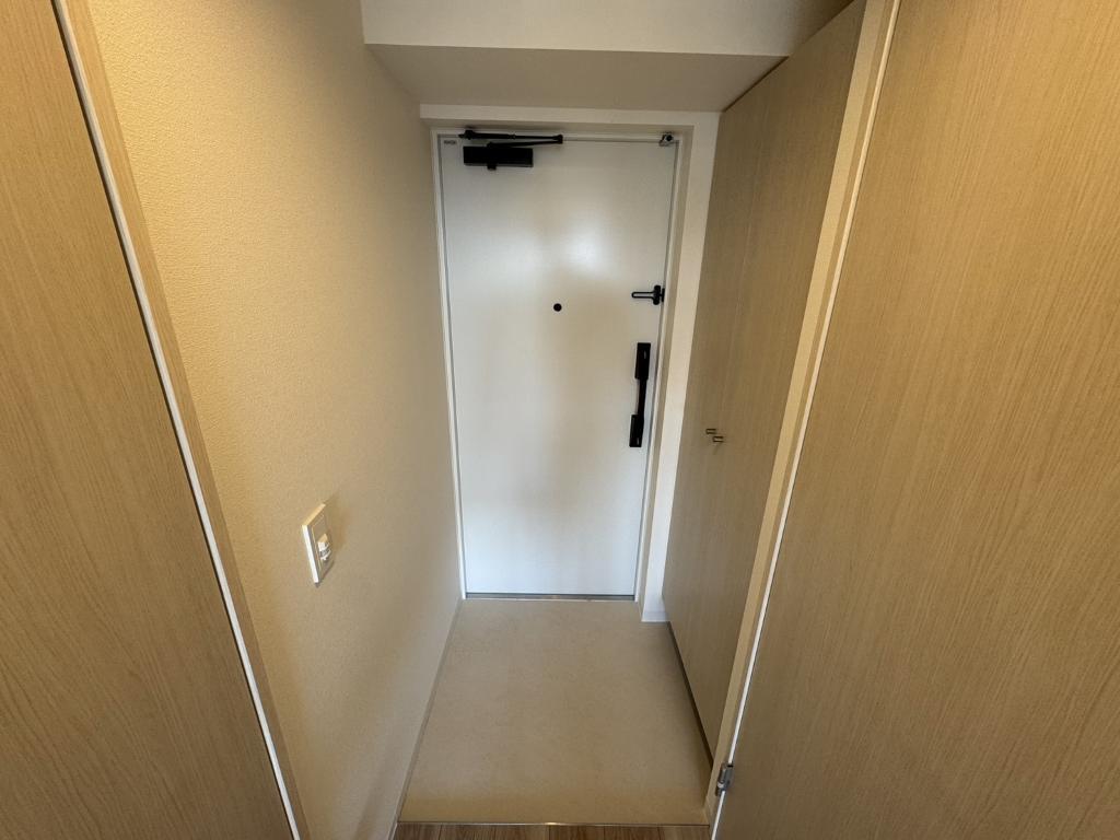 拡大写真:ストーリア名古屋城西 14階1403の玄関