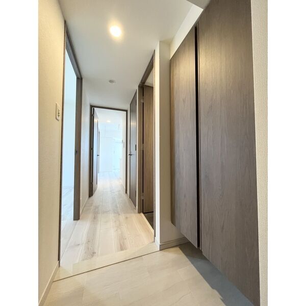 拡大写真:S-RESIDENCE高岳clarity(クラリティ) 13階1301の玄関