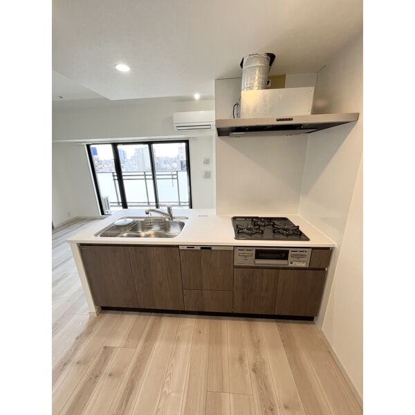 拡大写真:S-RESIDENCE高岳clarity(クラリティ) 4階403のキッチン