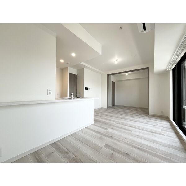 拡大写真:S-RESIDENCE高岳clarity(クラリティ) 6階603のリビング