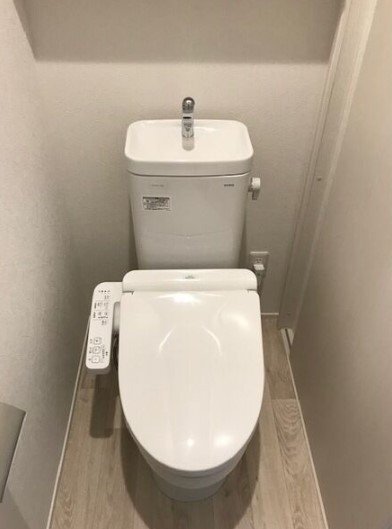 拡大写真:ハナワダHKYMパナハイツ 5階502のトイレ