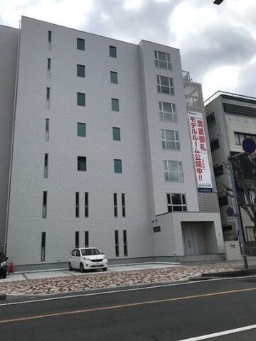 ハナワダHKYMパナハイツの外観