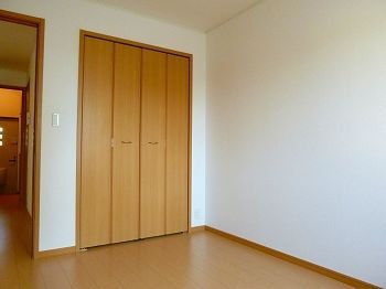 拡大写真:ベイローレル 1階103の洋室