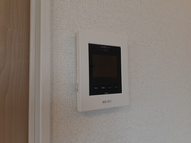 拡大写真:コンフォースHISAGO 2階201のカメラ付インターホン
