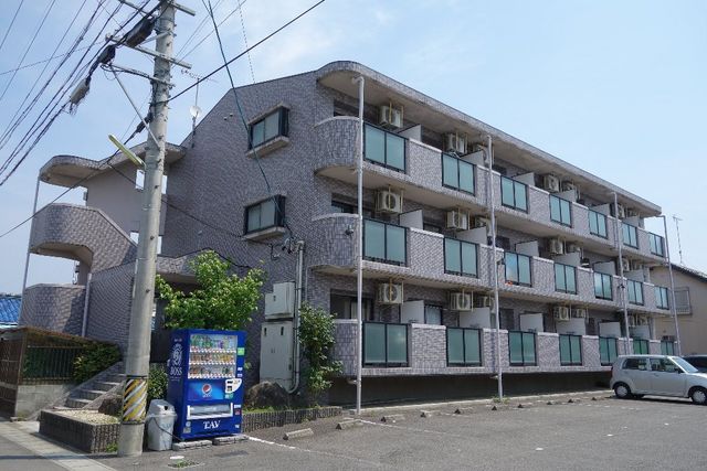 拡大写真：ボナール 2階2Dの外観写真（昼）