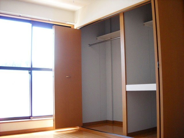 拡大写真：グリーンハイツ 2階Cの収納