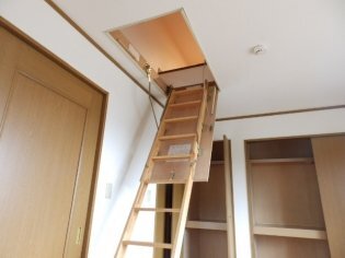 拡大写真:グランドマリーナC棟 3の屋根裏収納