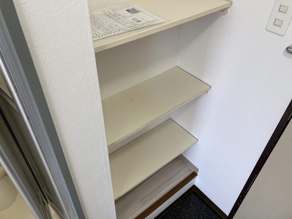 拡大写真：ヴィラ守口 3階324の下駄箱