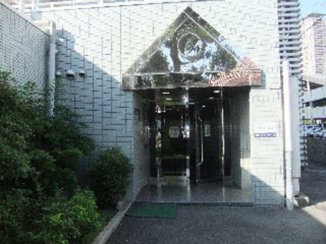 拡大写真：ヴィラ守口 3階324の外観写真（昼）
