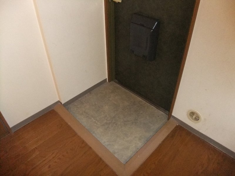 拡大写真：エクセル小林 3階301の玄関