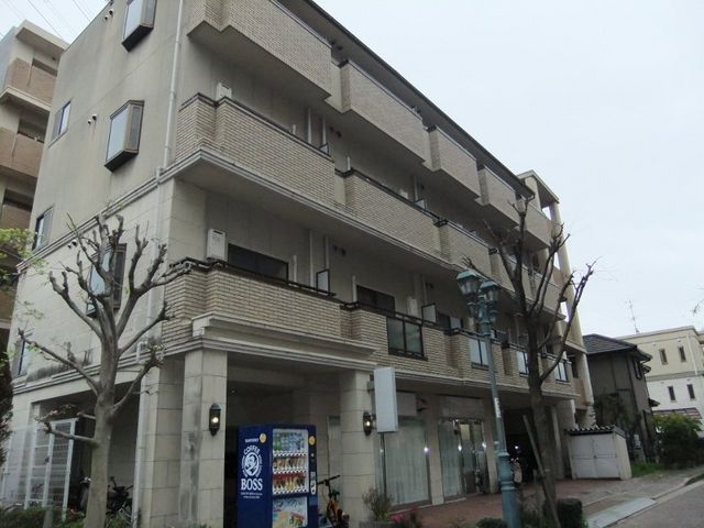 拡大写真：エクセル小林 3階301の外観写真（昼）
