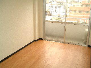 拡大写真:門真市柳町 5階504の洋室