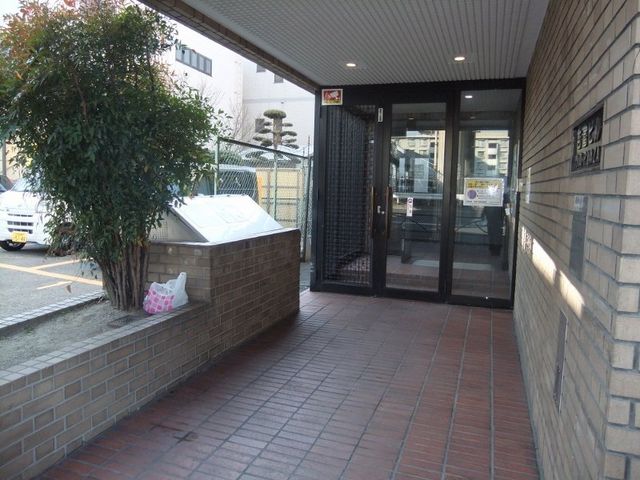 拡大写真:門真プラザ 4階411の外観写真(昼)