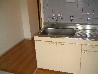 拡大写真：ロータリーマンション門真一番町 4階403のキッチン