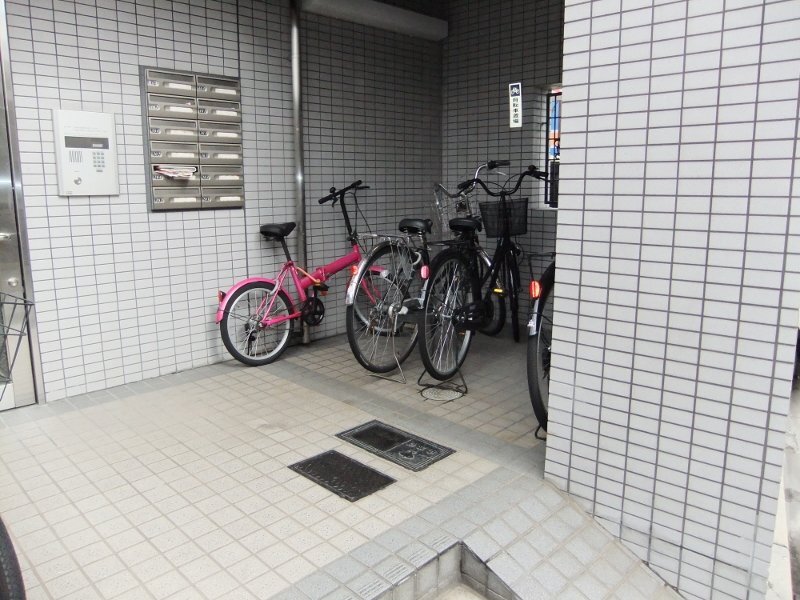 拡大写真：門真市柳田町 2階203の駐輪場