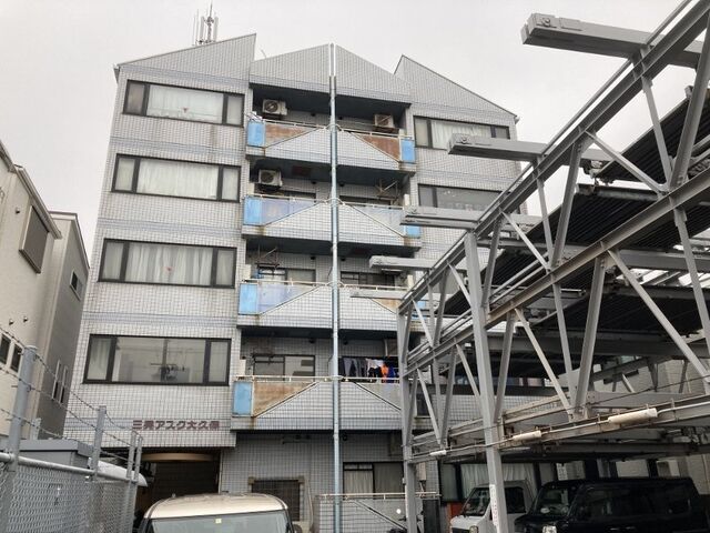三晃アスク大久保の外観
