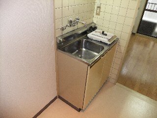 拡大写真：第２明成ハイツ 3階302のキッチン