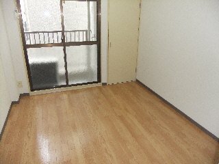 拡大写真：第２明成ハイツ 3階302の洋室