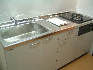 拡大写真:アンプルールクラージュ アミティエ 2階202のシステムキッチン