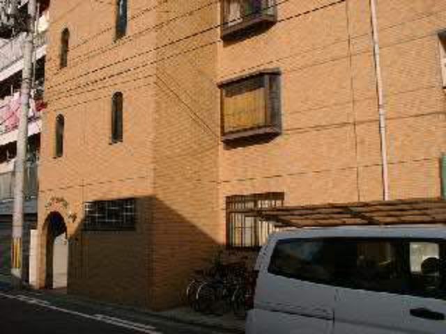 拡大写真：門真市速見町 2階203の外観写真（昼）