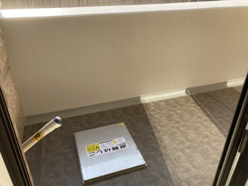 拡大写真：Luxe門真 4階303のベランダ