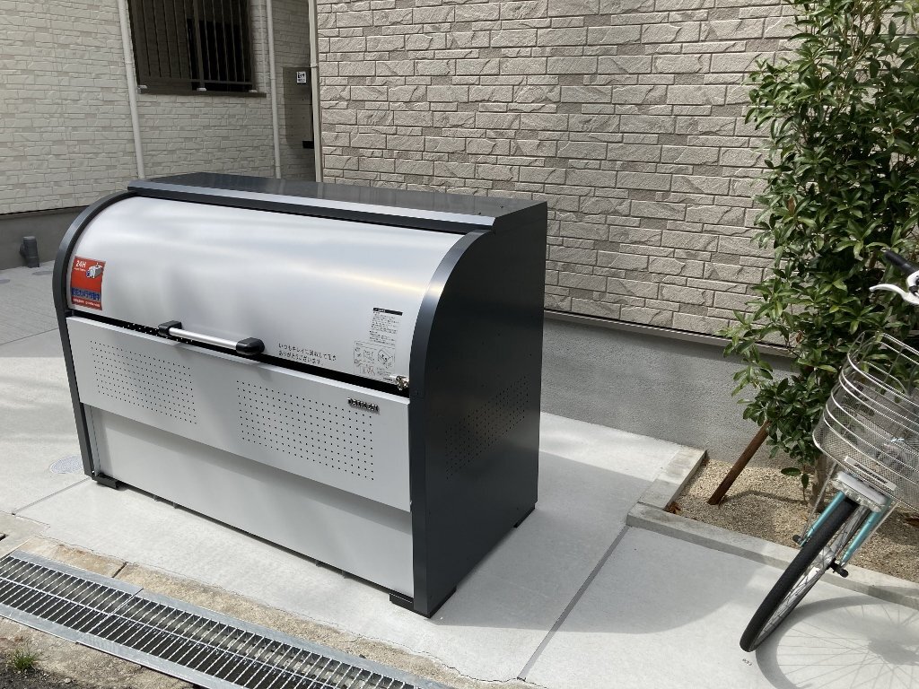 拡大写真:アート門真本町 2階201の専用ゴミ置場