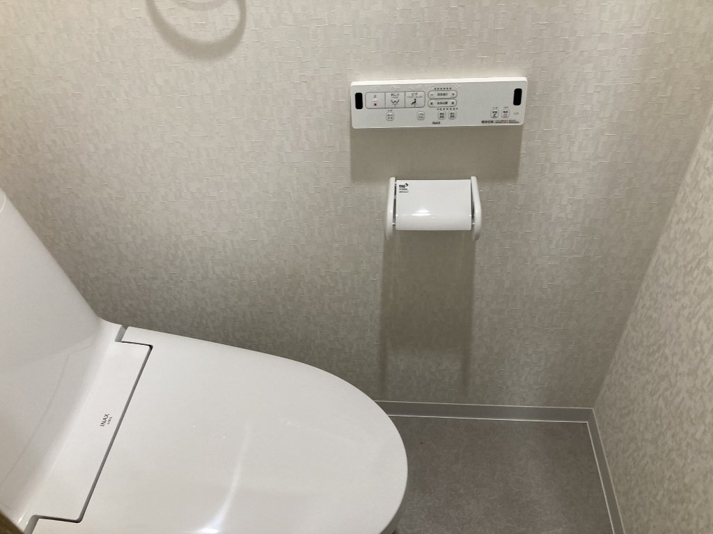 拡大写真:アート守口 2階204のトイレ